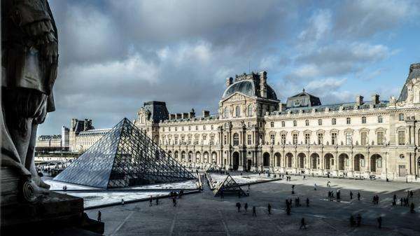 Don't miss the summer exhibition at the Louvre Museum!