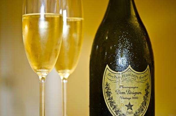 Wine or Champagne bars; The choice is yours in Paris